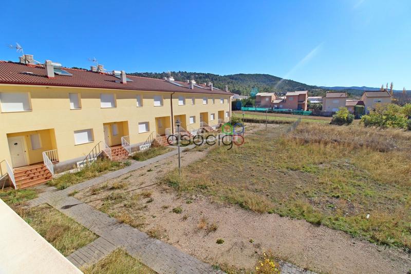 Foto b67086bb-b109-44a6-89f0-6d0b2ea8f915. Casa a schiera con riscaldamento parcheggio in Albalate de Zorita