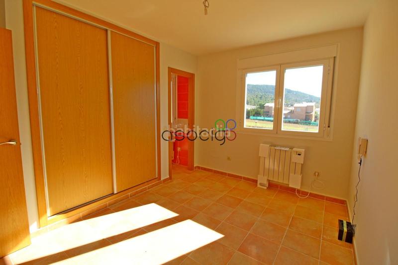 Foto cb484ddc-aa9b-42c5-a1ca-805b1b8cb660. Casa a schiera con riscaldamento parcheggio in Albalate de Zorita