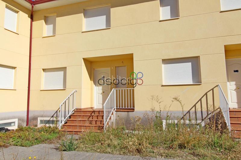 Foto cef2efe5-f495-4115-92b4-ffbe75a8d000. Casa a schiera con riscaldamento parcheggio in Albalate de Zorita