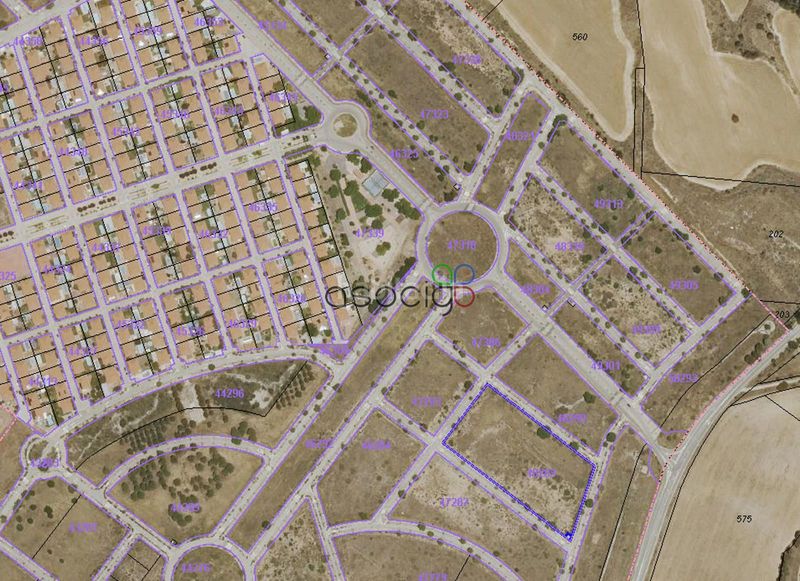 Foto b25d819d-75bd-495e-82ed-ddc71e7b972c. Finca rústica a Chiloeches