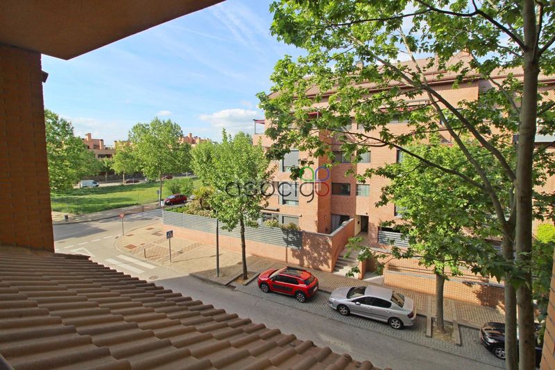 Foto 2be7bccc-8510-4c5e-843e-1a03b8e9e269. Piso en Yebes - valdeluz Yebes