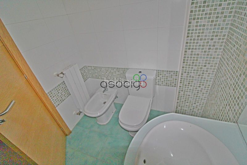 Foto 36367beb-7997-422e-a2d2-54caaa513401. Piso en Yebes - valdeluz Yebes