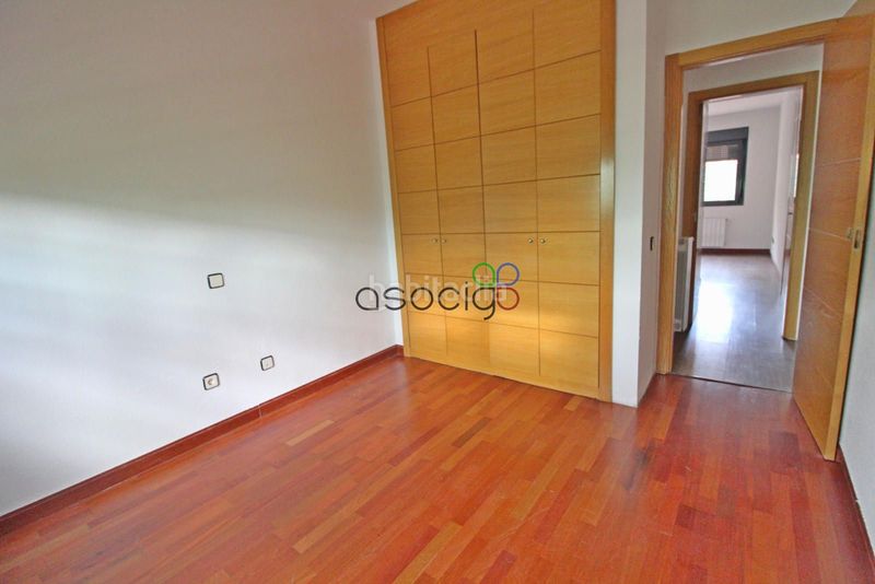 Foto a857646a-0af2-4ccc-812b-4b9b9fd3ea0d. Piso en Yebes - valdeluz Yebes