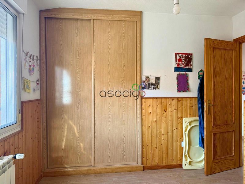 Foto 0657719f-21a2-4c1a-8b88-74420c38d263. Casa adossada amb calefacció aparcament a Chiloeches
