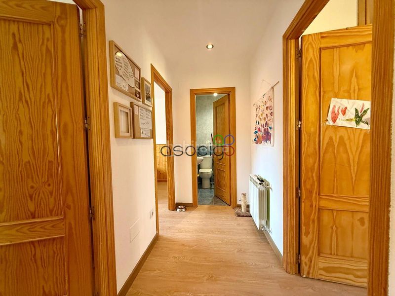 Foto bd070c12-a880-4945-971d-33141874f8e0. Casa adossada amb calefacció aparcament a Chiloeches