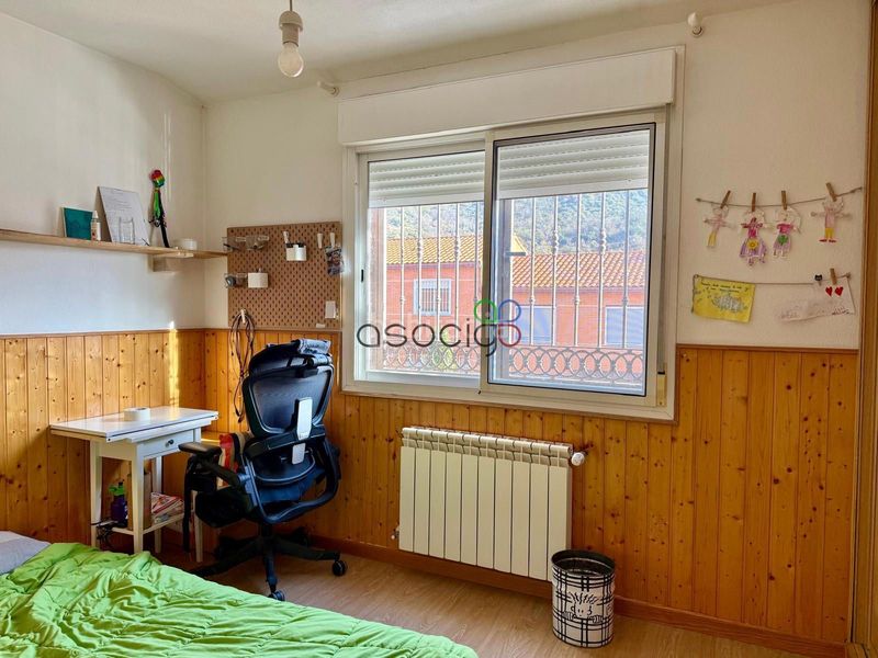 Foto c81b80af-211b-47d6-9824-b65e1692d7d4. Casa adossada amb calefacció aparcament a Chiloeches