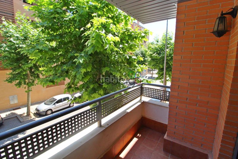 Foto bcea3aab-3c84-4cb8-8364-6fcbfd02f81c. Pis amb calefacció aparcament piscina a Yebes - valdeluz Yebes