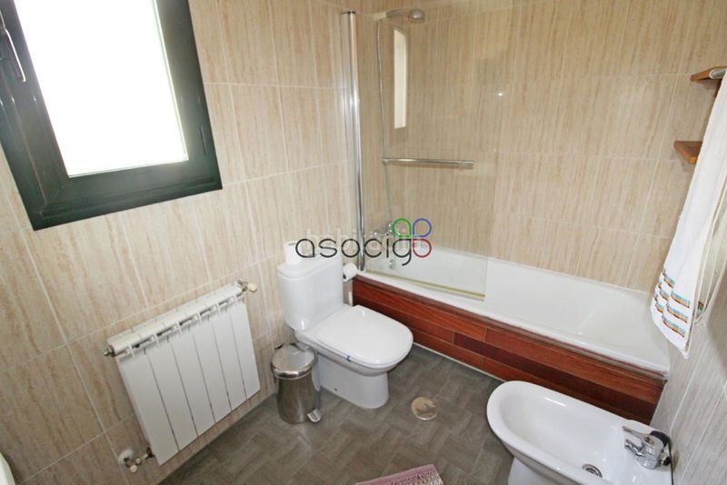 Foto 3acaff15-8279-4a60-8090-0bdebfaaa03c. Chalet en Yebes - pueblo Yebes