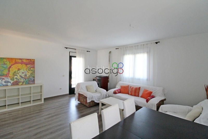 Foto a21c508e-a7b7-44e7-a933-373134f6f389. Chalet en Yebes - pueblo Yebes