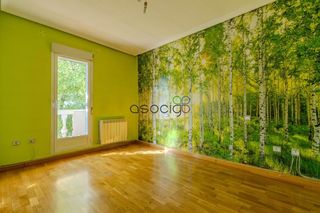 Casa adossada  Jose antonio ochaita. Chalet adosado en venta en guadalajara  la chopera