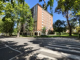 Appartement  Constitucion. Piso con gran terraza y trastero, 3 dormitorios