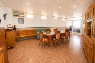 Pis  Francisco medina. Piso de 2 dormitorios con almacén. garaje opcional