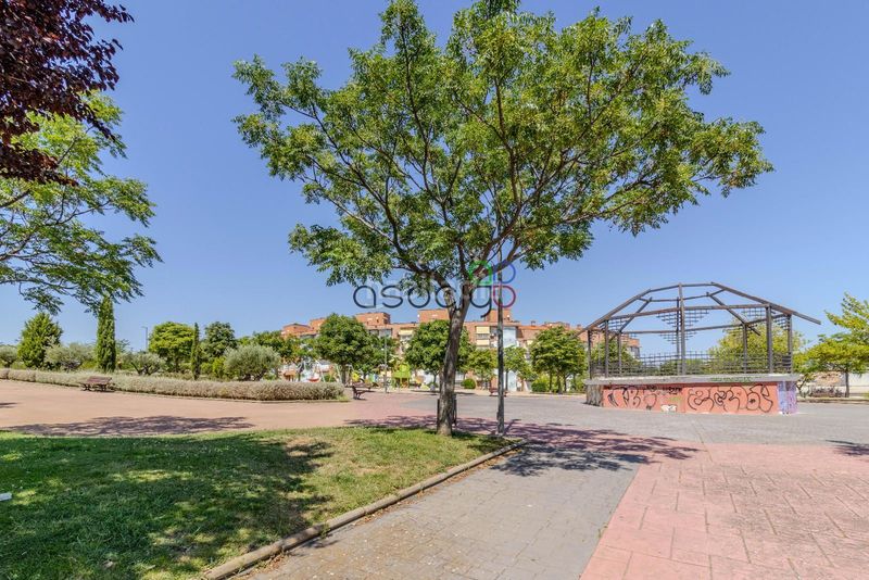 Foto ce5a161e-de6f-4715-8a9c-bed688067885. Pis amb calefacció aparcament terrassa a Las Lomas-Salinera-La Muñeca Guadalajara