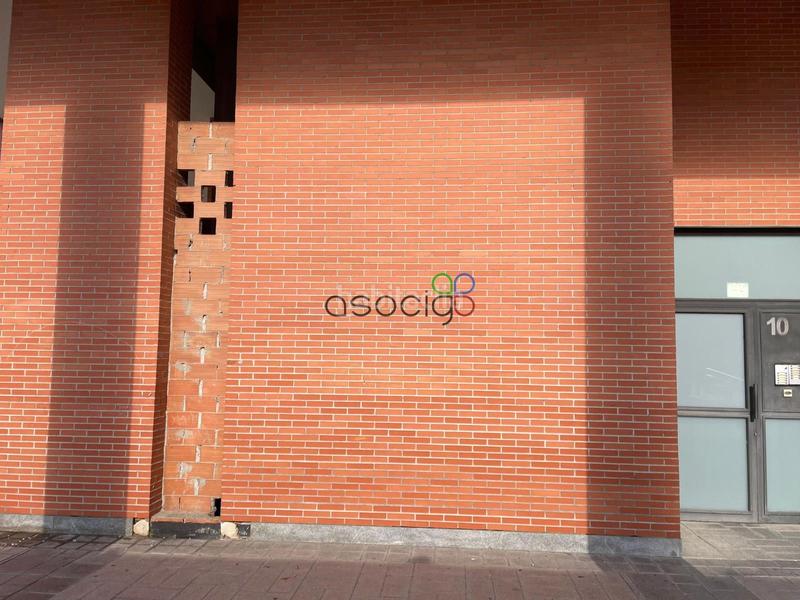 Foto cff64876-393b-46f7-aef1-3d5a517fc75c. Locale commerciale in Ayuntamiento - Avenida Siglo XXI Azuqueca de Henares