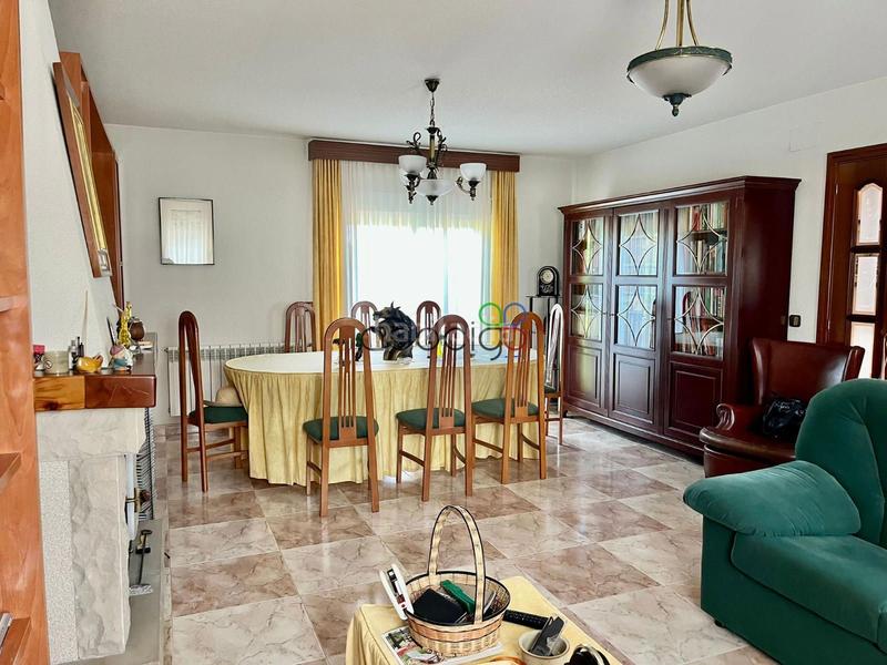 Foto 0edbd0e2-2f96-4c61-8f2a-311f3109a752. Chalet unifamiliar independiente en cabanillas en Cabanillas del Campo