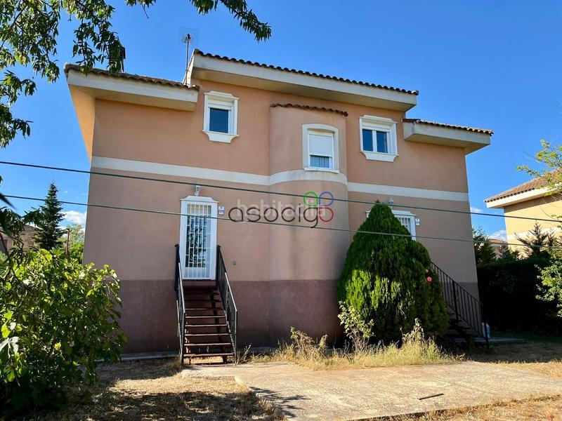 Foto 1dac286c-cfb2-45a2-afb9-95fac5ea8acc. Chalet unifamiliar independiente en cabanillas en Cabanillas del Campo