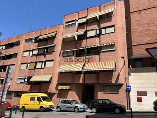 Pis  Cuesta calderón. Reformado  centro  3 habitaciones, 2 baños y garaje