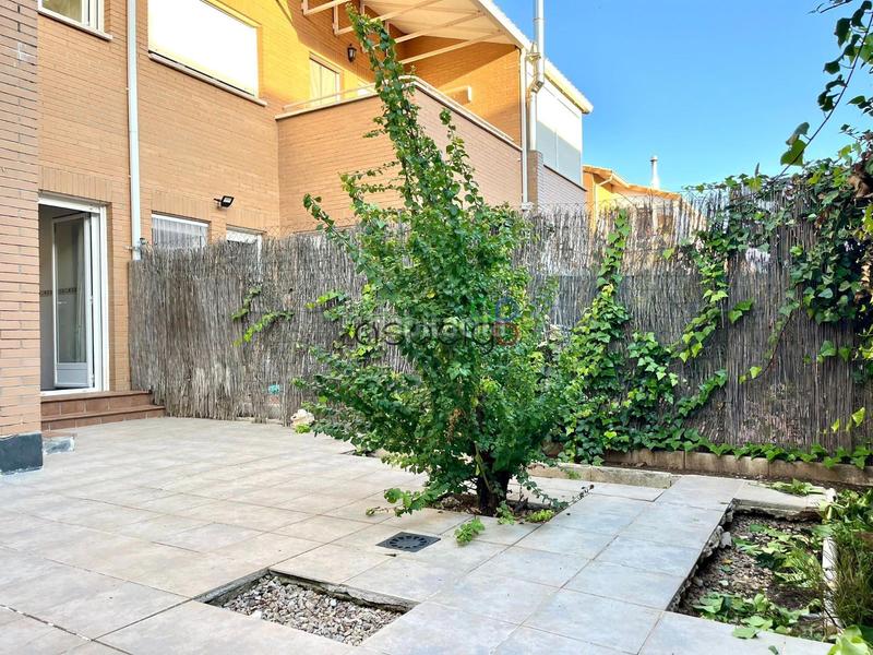 Foto 0969765f-dd81-44f7-9f80-56cdf38e2d0f. Casa adossada amb calefacció aparcament a Torija