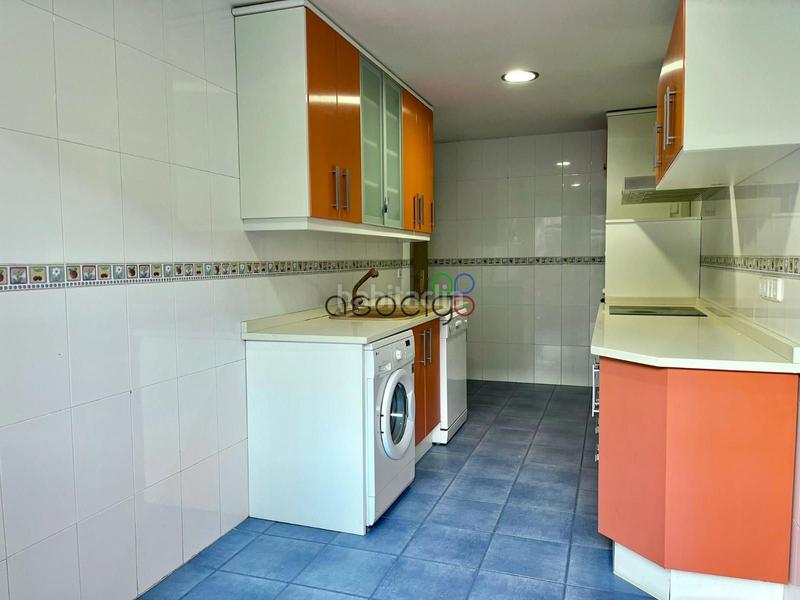 Foto 1b9f5f8a-a077-4453-a1e6-0956a6296e68. Casa adossada amb calefacció aparcament a Torija