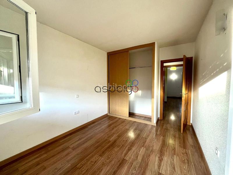 Foto 4d3bdd99-a377-4b41-99d3-587e933f15f9. Casa adossada amb calefacció aparcament a Torija