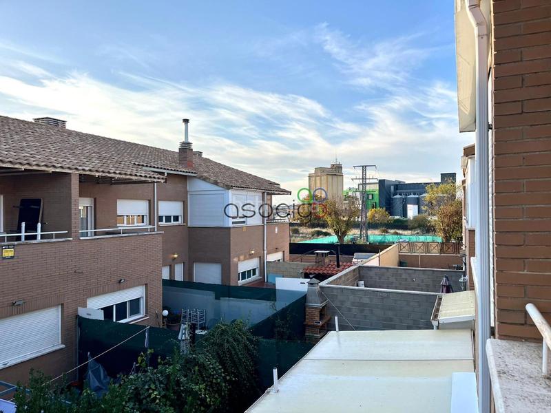 Foto 99174da0-cc61-4989-8ec8-563db98f7ee9. Casa adossada amb calefacció aparcament a Torija