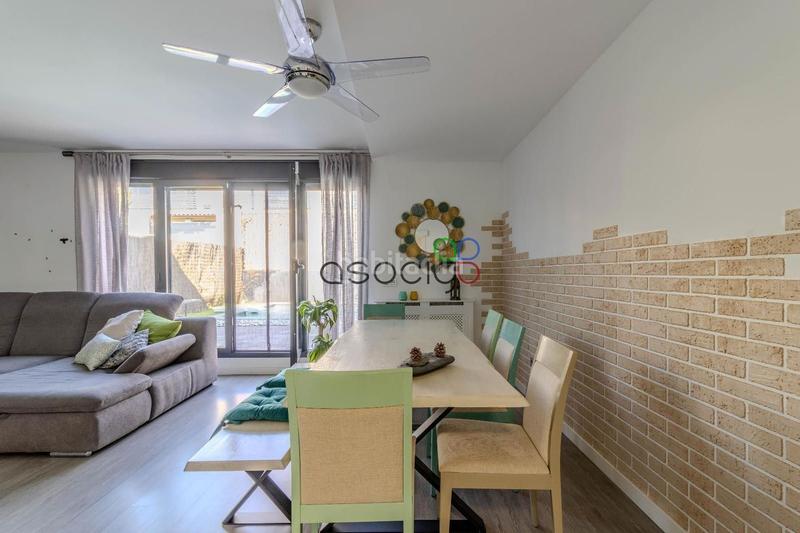 Foto 17ab7198-49f4-457e-a4f6-52a359742650. Casa adosada cabanillas unifamiliar pareado con piscina en Cabanillas del Campo