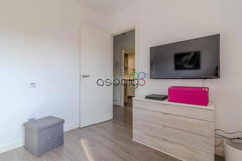 Foto 85fe5de5-3240-4cfb-b112-afeeff83671c. Casa adosada cabanillas unifamiliar pareado con piscina en Cabanillas del Campo