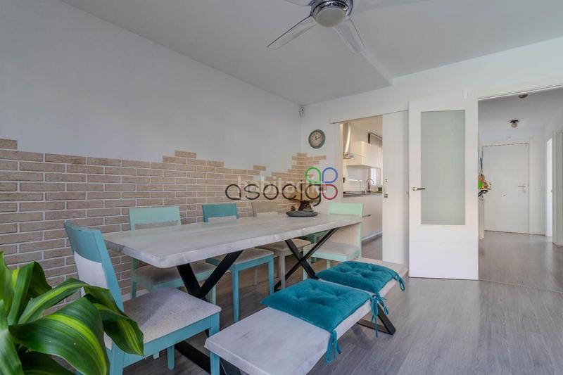 Foto b93d20c1-5bb3-4d5d-b1df-b6206059c025. Casa adosada cabanillas unifamiliar pareado con piscina en Cabanillas del Campo