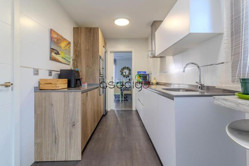 Foto dc907340-1fe4-4531-bee2-53ff25830b4b. Casa adosada cabanillas unifamiliar pareado con piscina en Cabanillas del Campo