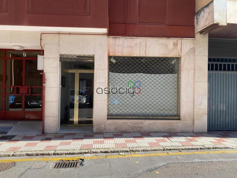 Foto 4b2c8dcf-5661-4c35-b62d-5aeac497184d. Lloguer local comercial a Plan Sur-Amistad Guadalajara