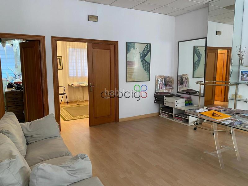 Foto 9d0e9ffb-0fa9-4ebc-b1b5-e9b2e59ac0ee. Rent business premise in Plan Sur-Amistad Guadalajara