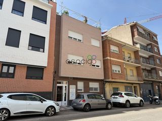 Dachwohnung  Ferial. Dúplex ático calle ferial