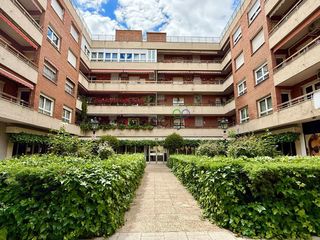 Appartement  Doctor fdez. iparraguirre. Piso reformado con garaje y trastero
