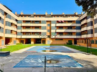 Piso  Jose antonio andrés rodríguez. 2 habitaciones con garaje y terraza  valdeluz