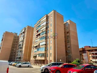 Appartamento  Castilla. Av. castilla, 3 habitaciones, garaje