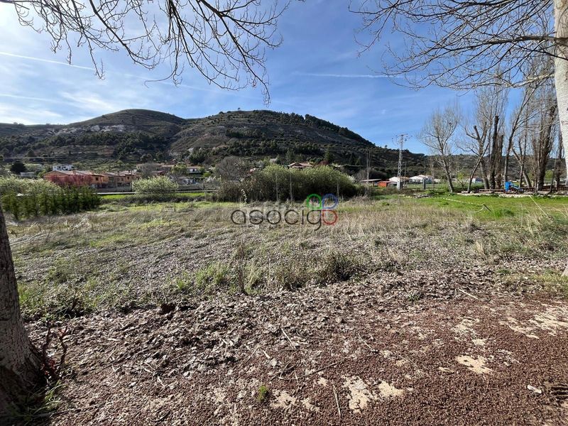 Foto f8baf5ad-11c9-4147-82e2-2b21f9a0a59f. Finca rústica a Centenera