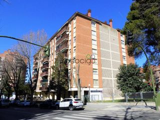 Appartamento  Constitución. C constitución  3 dormitorios con terraza
