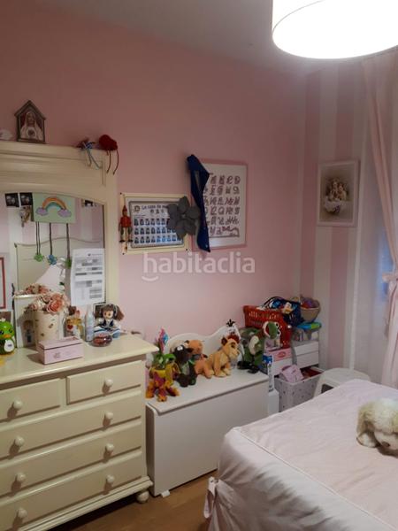 Foto 77e4accc-3c35-4932-be68-33aee5056368. Ático en travesia tomillo 1 calderón vende: magnífico ático dúplex con 80 m² de terraza en ciudad valdeluz. en Yebes