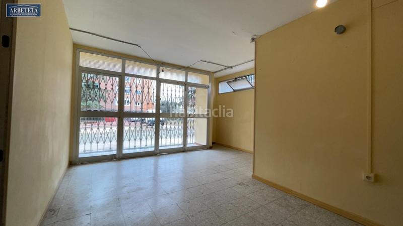 Foto 02323156-85d4-45be-9ede-c2de646aa794. Alquiler local comercial se alquila local en la zona de avd. del ejercito, . en Guadalajara