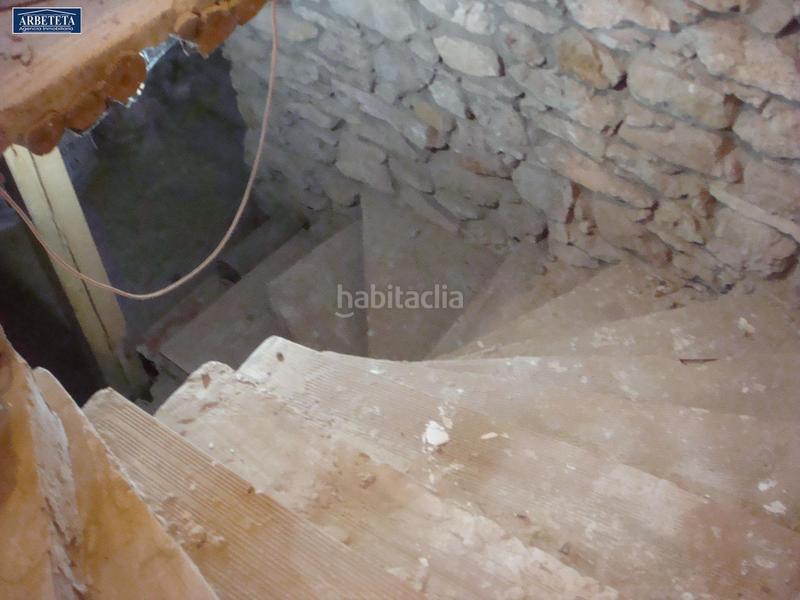 Foto 57470e8b-84ba-44ec-b3f8-4bea27eb4b7a. Casa agencia inmobiliaria arbeteta, vende casa en sigenza. en Sigüenza