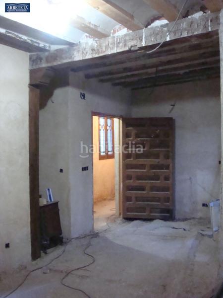 Foto d34cd0ca-b665-4082-8660-15a94b327cc6. Casa agencia inmobiliaria arbeteta, vende casa en sigenza. en Sigüenza