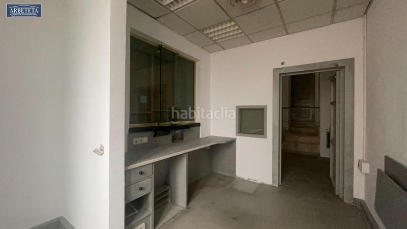Foto 77bdcb86-a5bf-4da7-b57a-44b53b1ba74d. Alquiler local comercial inmobiliaria arbeteta alquila magnífco local comercial en zona comercial en Guadalajara