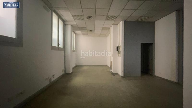 Foto 9cadf958-bb3b-4ca8-a5ad-85f7491eee76. Alquiler local comercial inmobiliaria arbeteta alquila magnífco local comercial en zona comercial en Guadalajara
