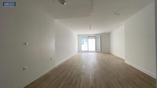 Etagenwohnung in Casco Histórico. Agencia inmobiliaria arbeteta vende apartamento nuevo en el cent