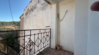 Casa a Sigüenza. Inmobiliaria arbeteta vende casa en pleno centro de sigüenza, gu