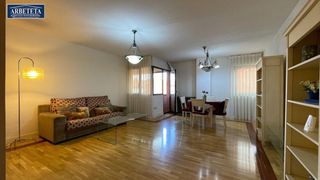 Lloguer Pis a Plan Sur-Amistad. Inmobiliaria arbeteta alquila piso de dos dormitorios en guadala