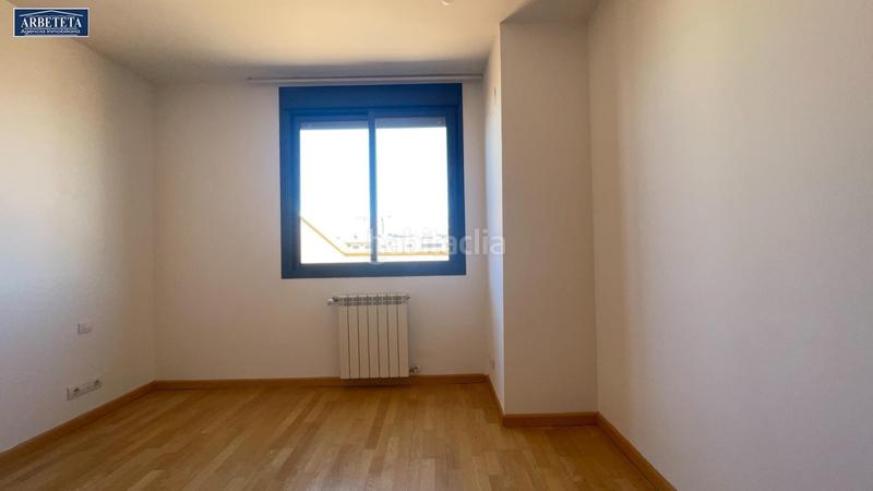 Foto 0b285c7b-326a-4d36-a118-f09f9213f1b9. Àtic amb calefacció aparcament piscina a Las Cañas Guadalajara