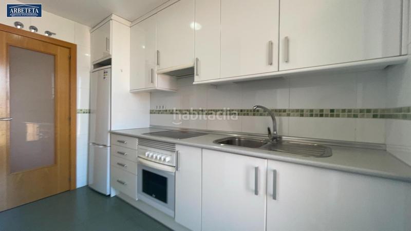 Foto 1a3d974e-6be8-4178-a4b6-6dbc484a8787. Àtic amb calefacció aparcament piscina a Las Cañas Guadalajara