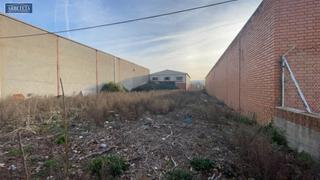 Fabrikhalle in Estación-Manantiales. Agencia inmobiliaria arbeteta, vende parcela de 1347 m2 con nave