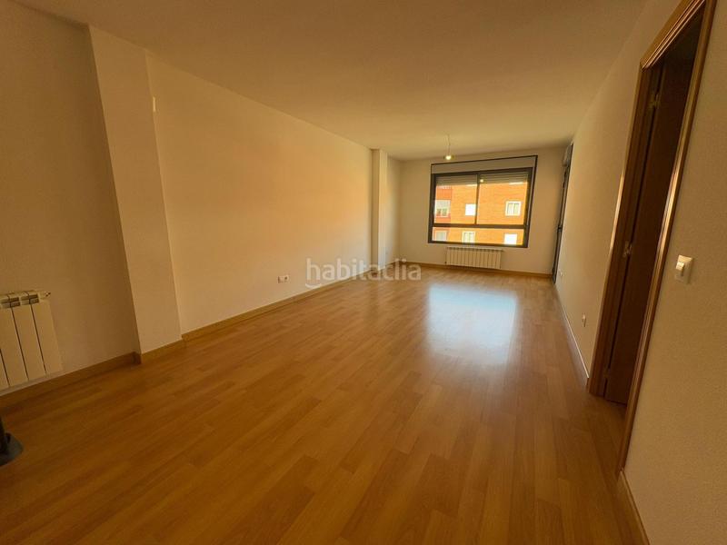 Foto 67d95dd3-a8a9-4b1c-8e99-b48488d14cab. Alquiler piso inmobiliaria arbeteta alquila piso de dos dormitorios en zona manantiales en Guadalajara